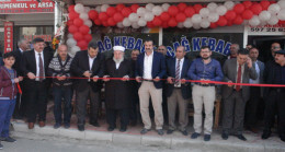 Arnavutköy’de En Meşhur Erzurum Cağ Kebap Salonu Açıldı