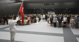 BAŞKAN CANDAROĞLU’NDAN GENÇLERE MEZUNİYET SÜRPRİZİ