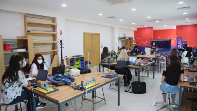 AKADEMİDE YENİ EĞİTİM DÖNEMİ
