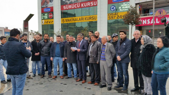 MHP Arnavutköy’den Elektrik Kesintisi Nedeniyle Basın Açıklaması